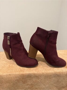 Apt. 9 Burgundy Block Heel Ankle Booties